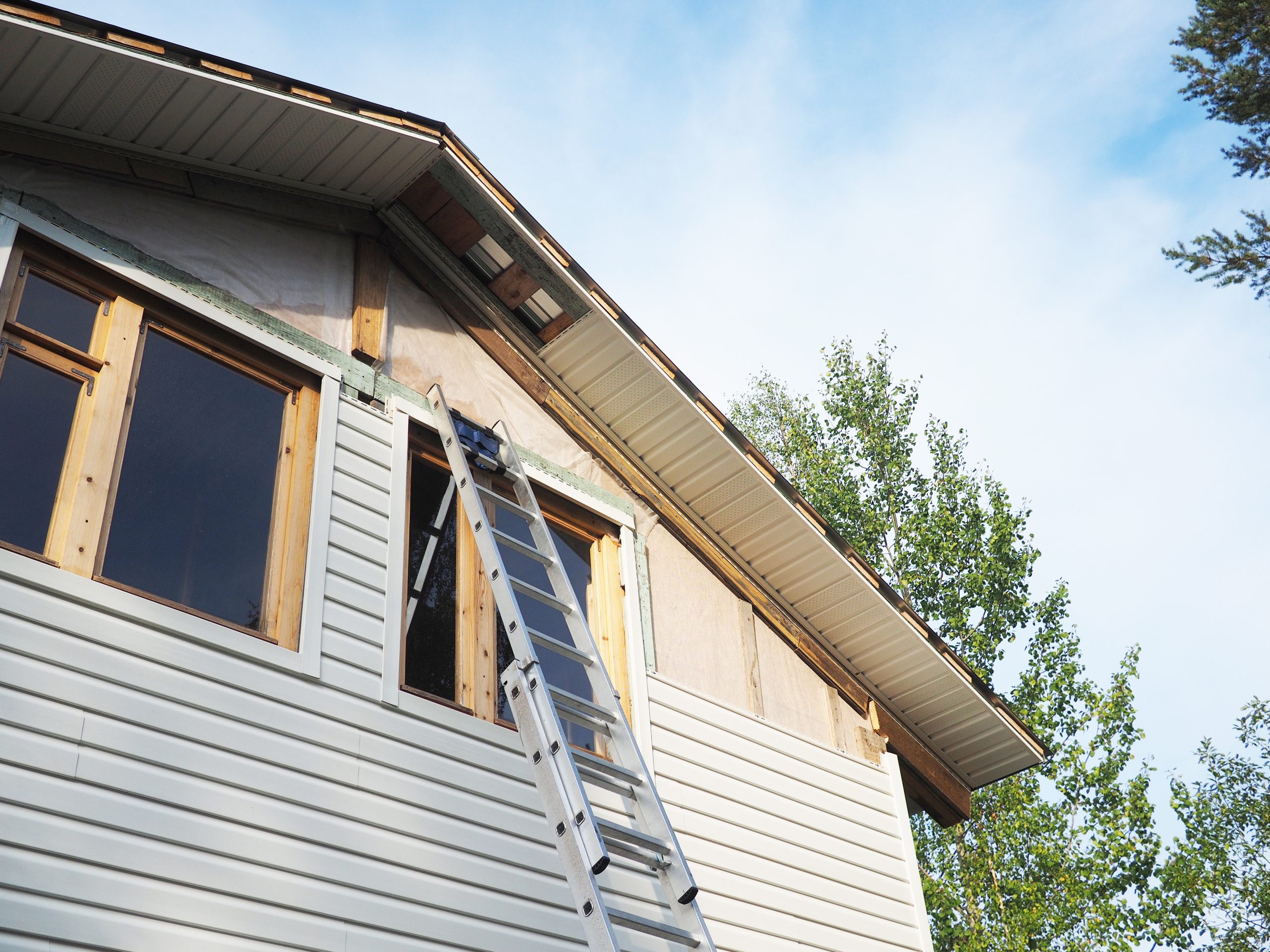 weatherboard house siding installation